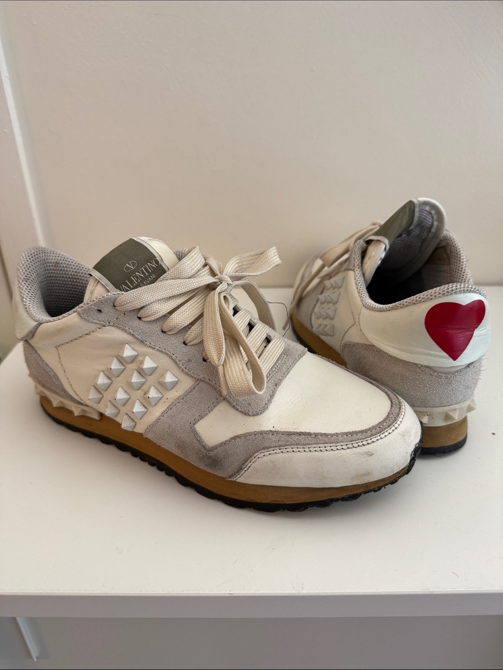 Valentino Garavani Rockrunner sneakers heart 37 women